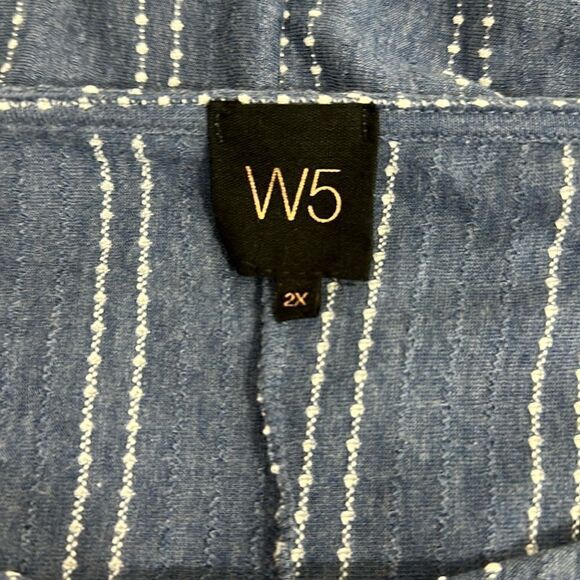 W5 Denim Blue Dot Stripe Short Sleeve Tie Front Top Size 2X - Picture 4 of 7